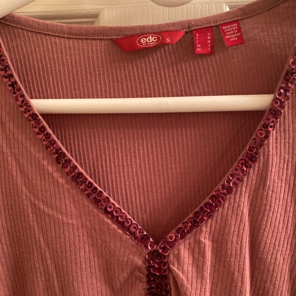 Esprit long sleeves V neck top - Picture 8 of 14